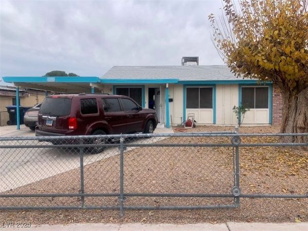 321 Kings Avenue , North Las Vegas, NV 89030