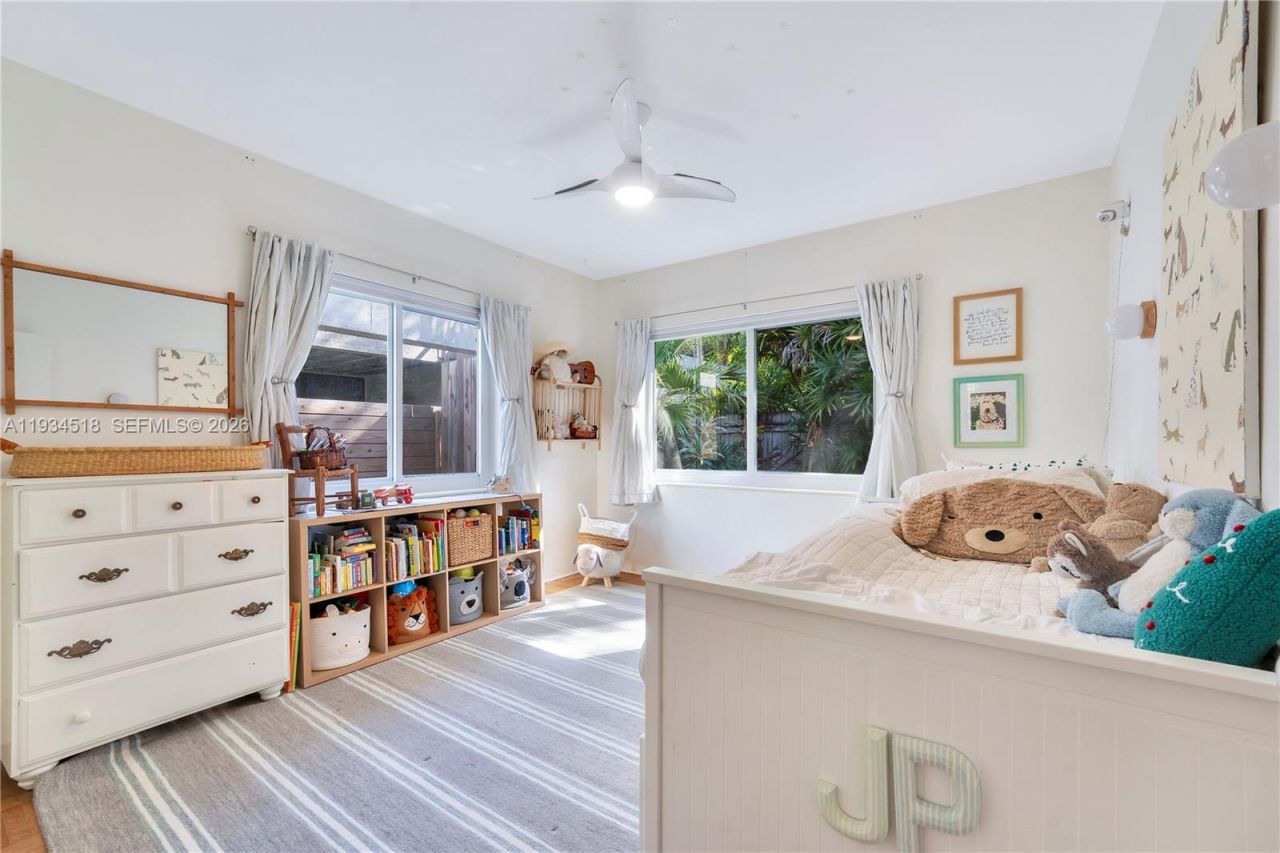 2490 Abaco Ave, Miami, FL 33133 Photo