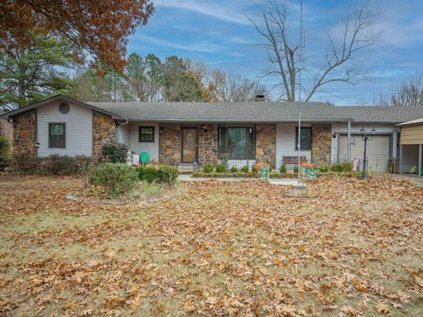 109 Pin Oak Drive, Cabot, AR 72023