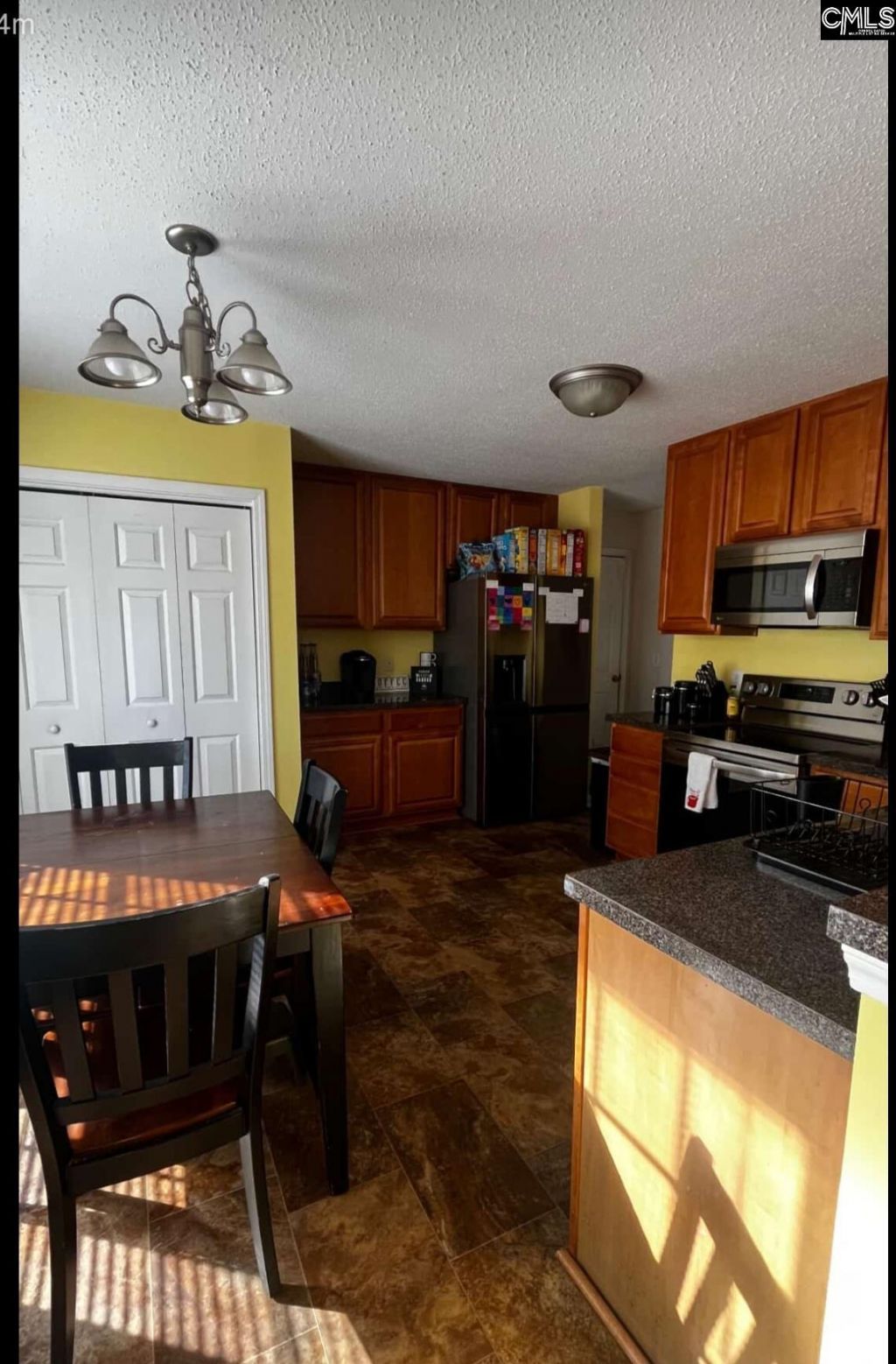 117 Waterville Drive Photo 7