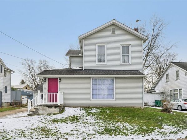 164 Burrows Street, Geneva, OH 44041