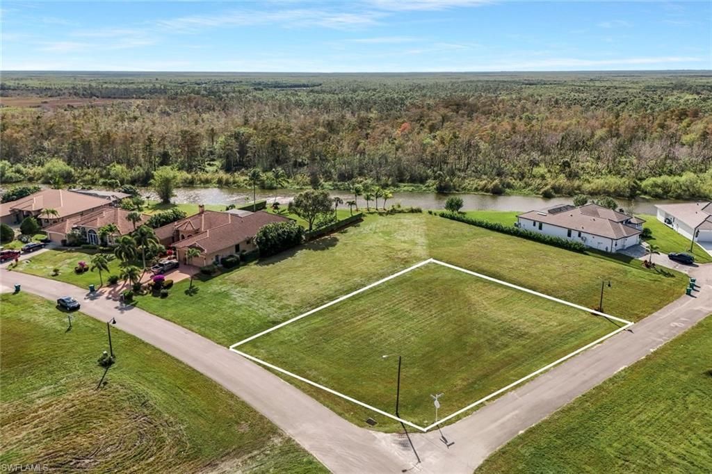18373 Royal Hammock Blvd, Naples, FL 34114 Photo