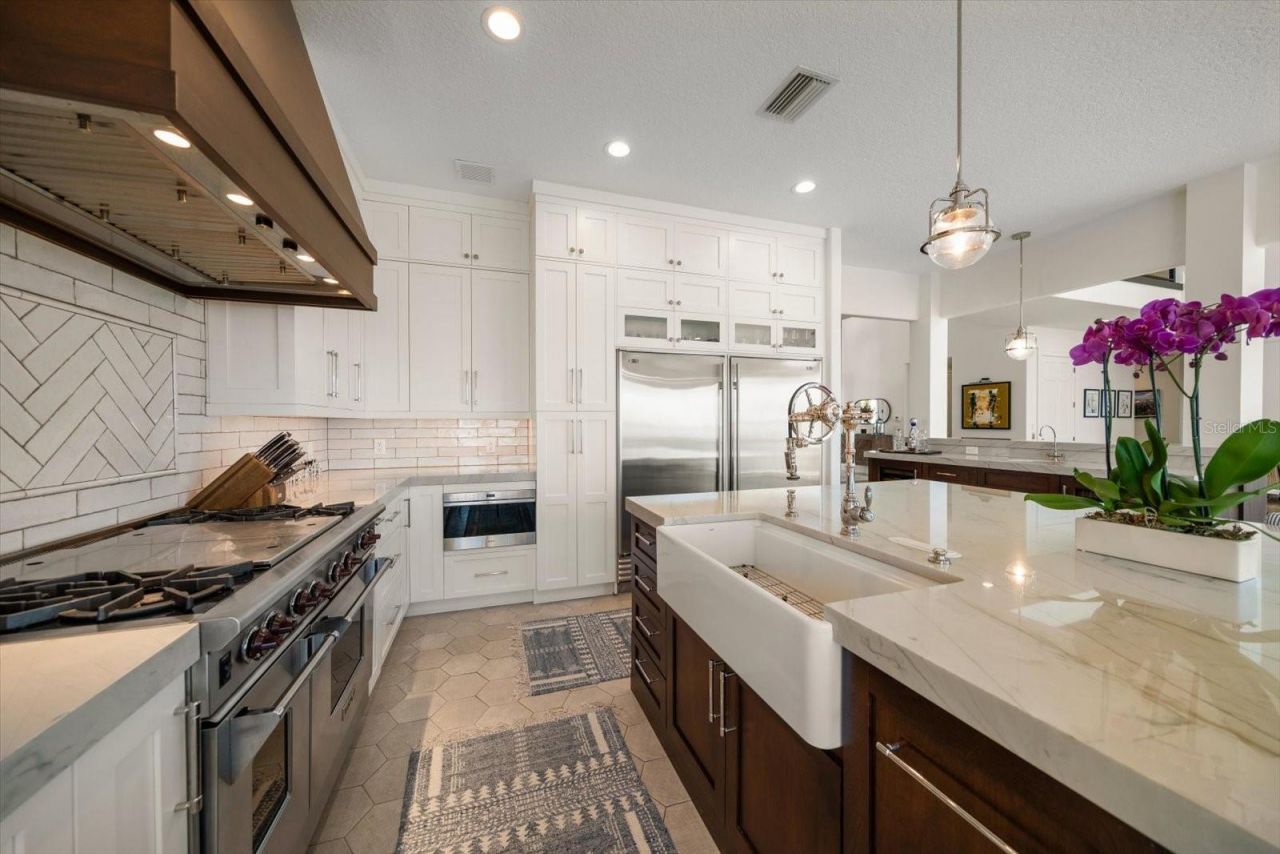 418 St Andrews Drive, Belleair, FL 33756 Photo