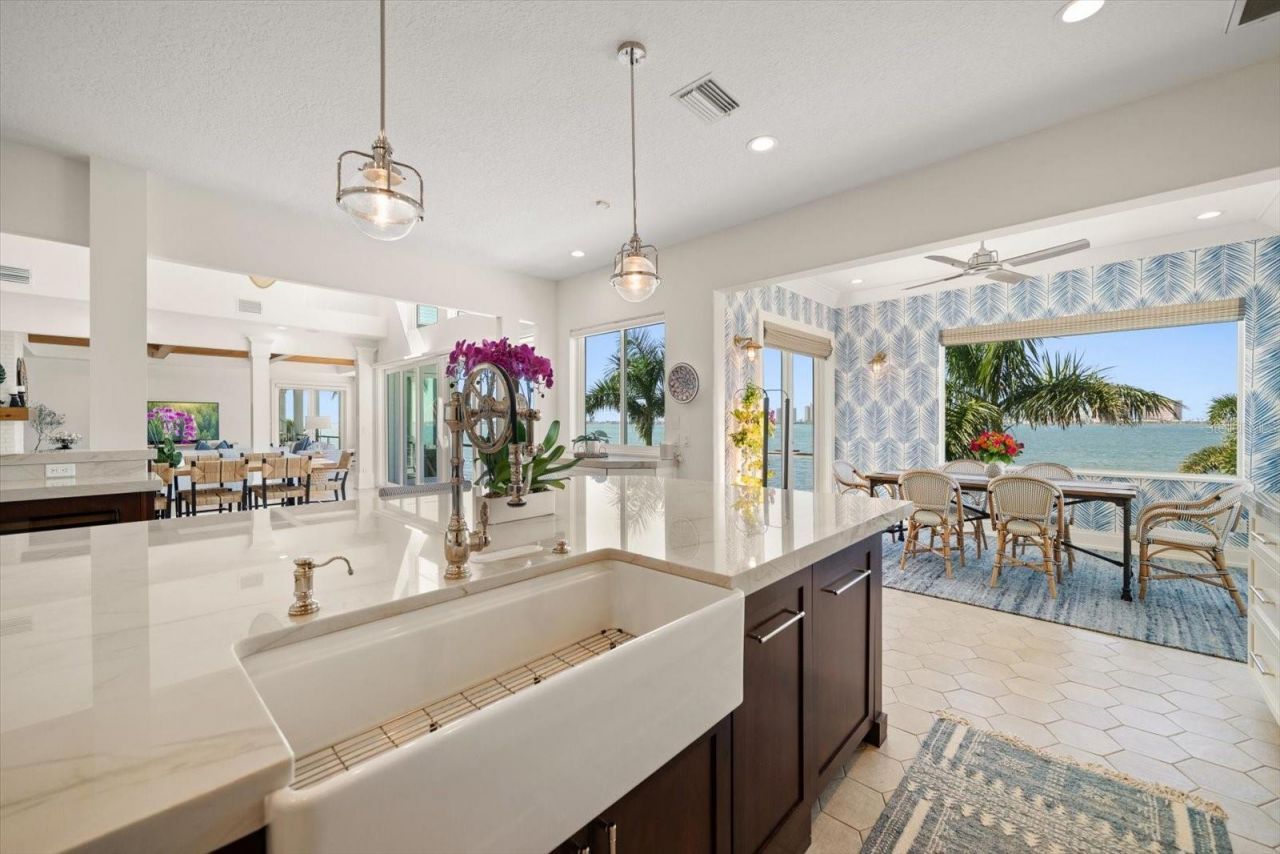 418 St Andrews Drive, Belleair, FL 33756 Photo