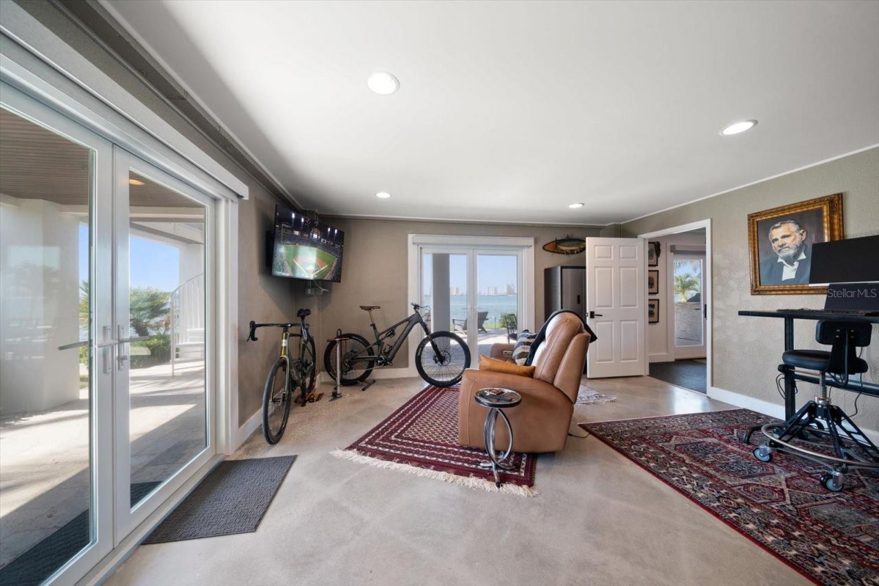 418 St Andrews Drive, Belleair, FL 33756 Photo