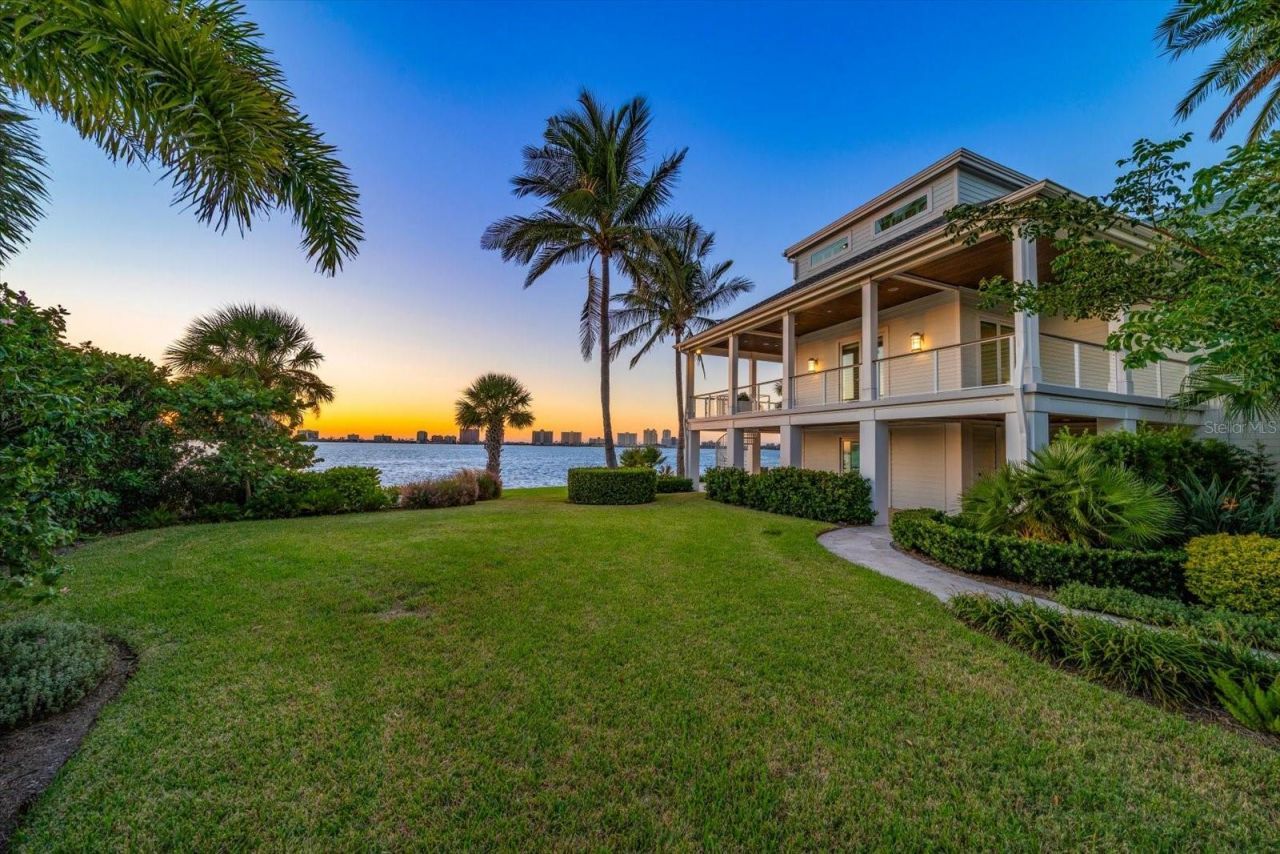 418 St Andrews Drive, Belleair, FL 33756 Photo