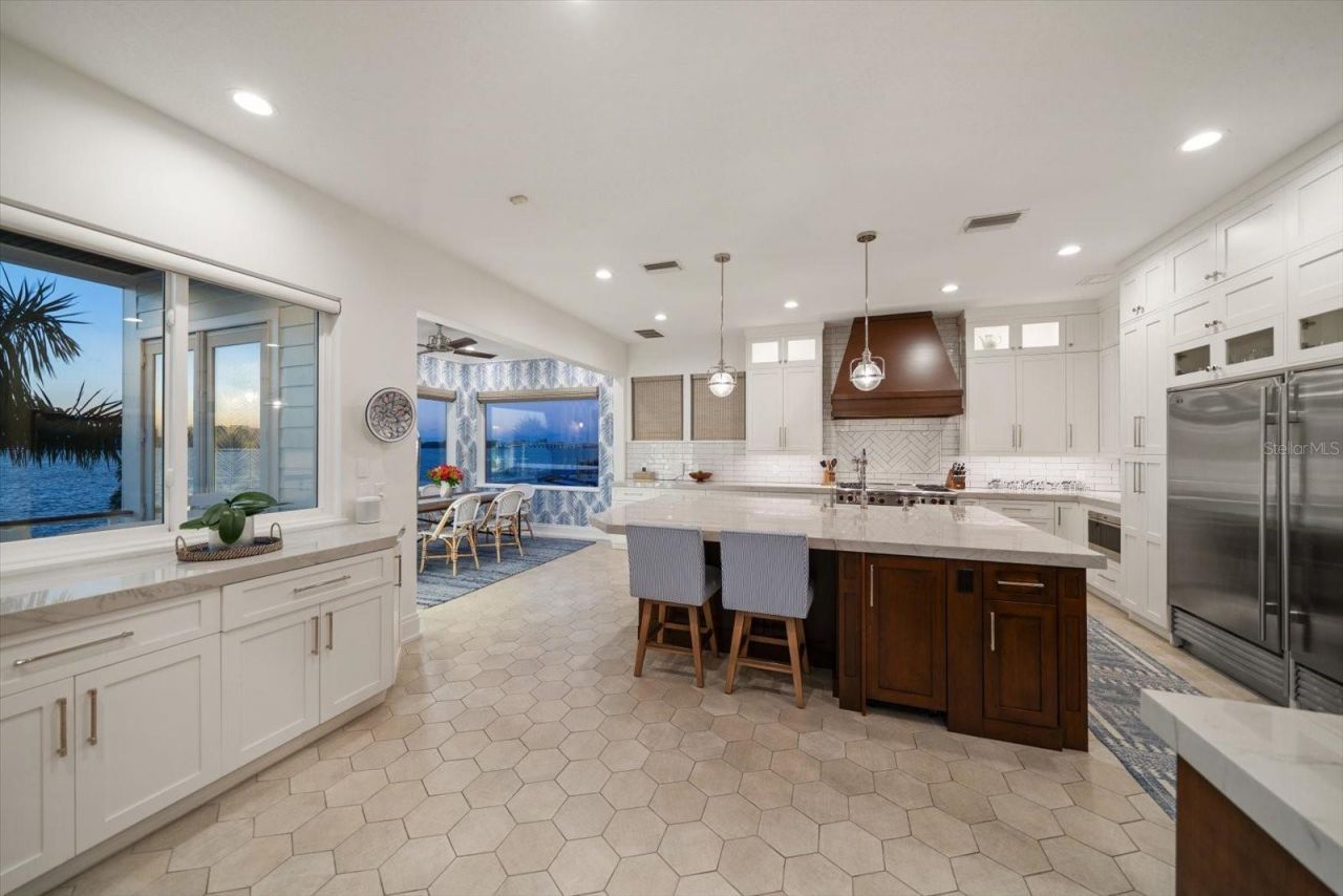 418 St Andrews Drive, Belleair, FL 33756 Photo