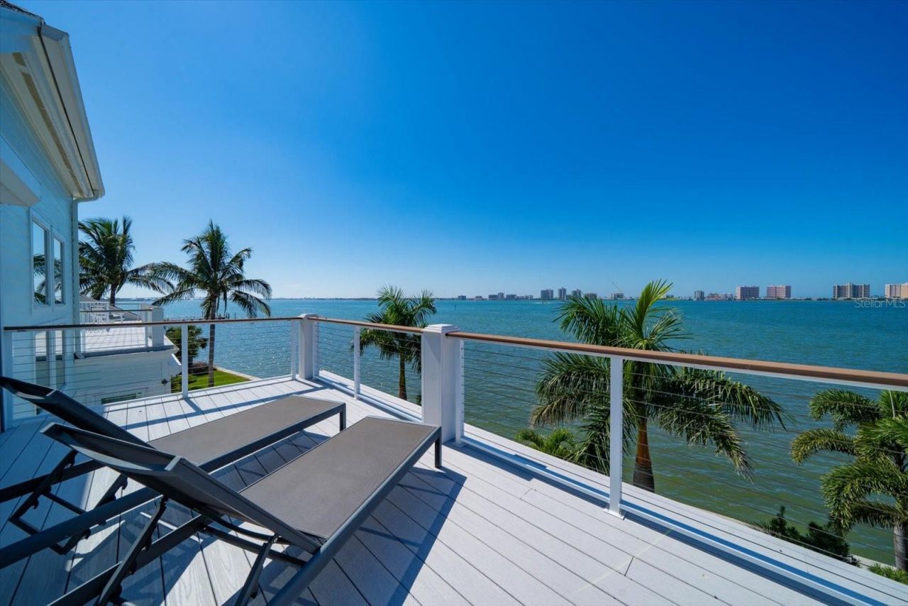 418 St Andrews Drive, Belleair, FL 33756 Photo