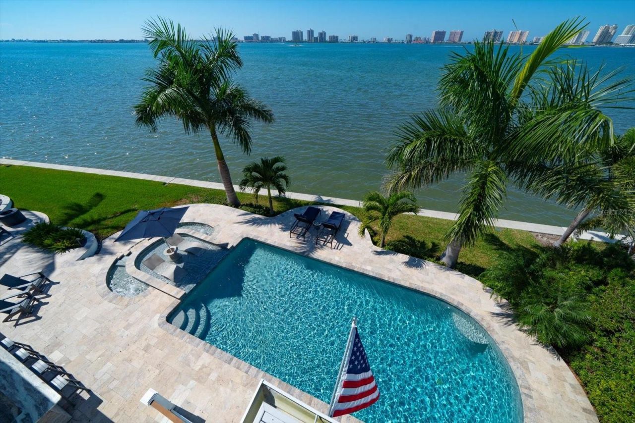 418 St Andrews Drive, Belleair, FL 33756 Photo