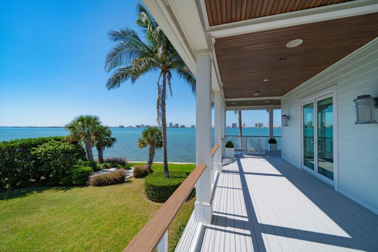 418 St Andrews Drive, Belleair, FL 33756 Photo