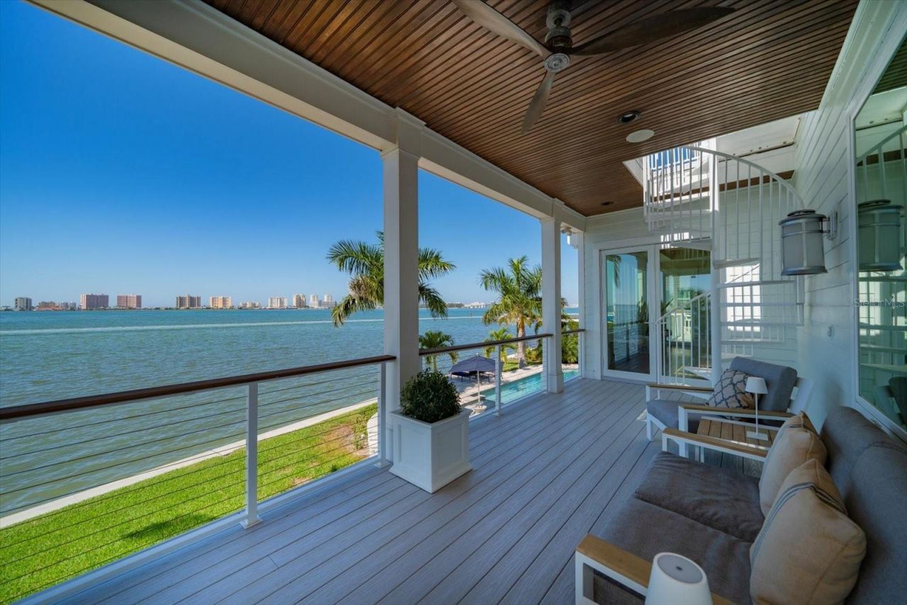 418 St Andrews Drive, Belleair, FL 33756 Photo