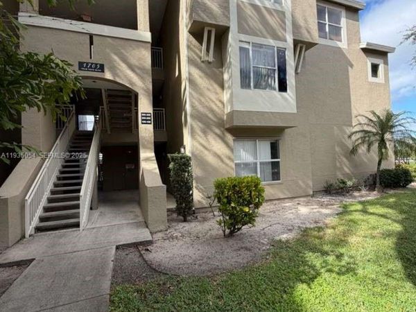 1705 Palm Cove Blvd , Unit 1-206, Delray Beach, FL 33445