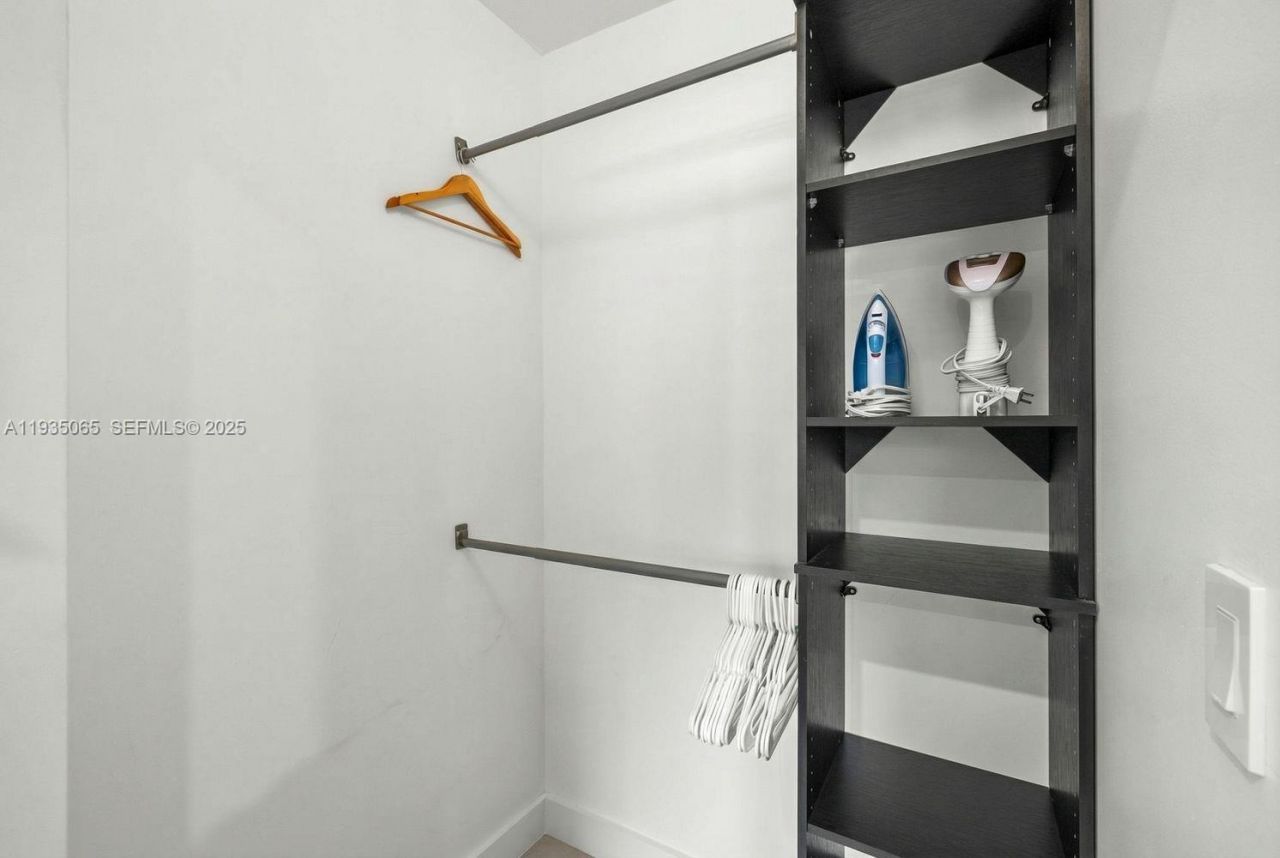 3260 NW 9th St, Miami, FL 33125 Photo