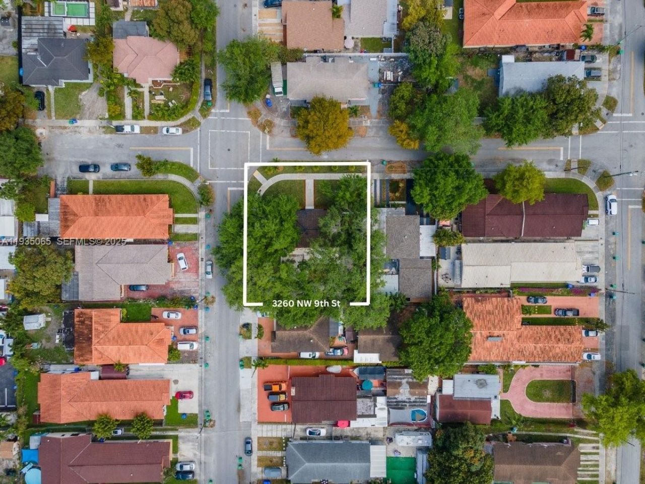 3260 NW 9th St, Miami, FL 33125 Photo