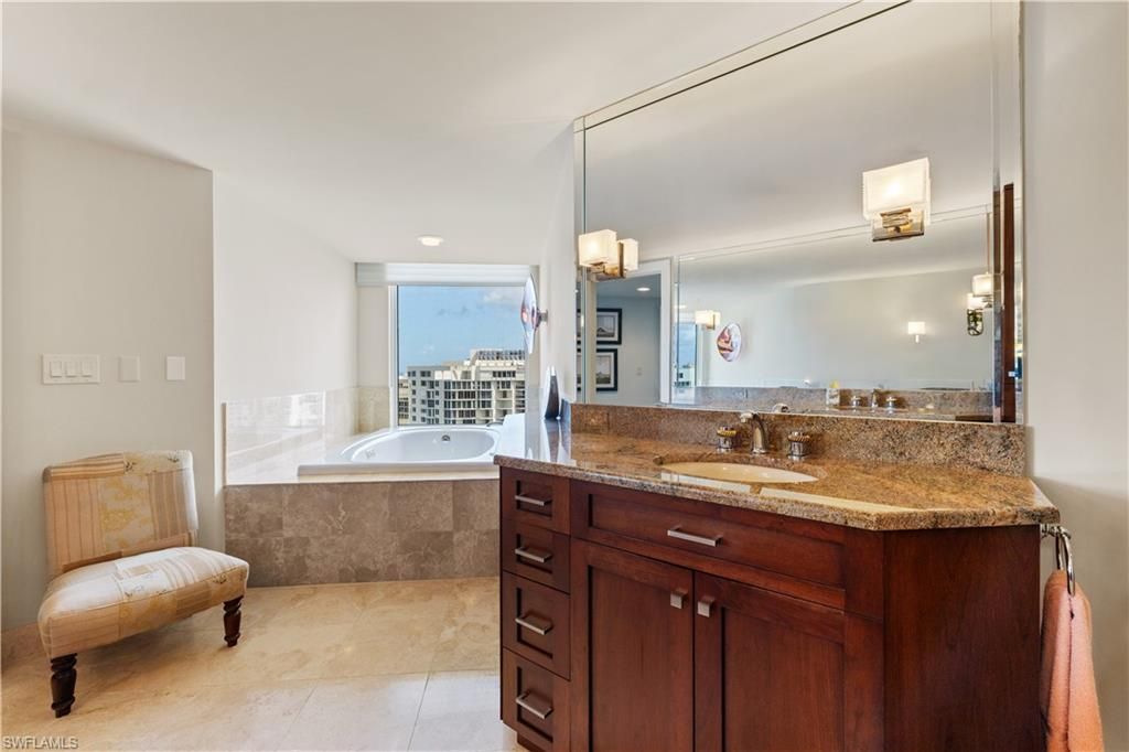 4021 Gulf Shore Blvd N, Unit 1804, Naples, FL 34103 Photo