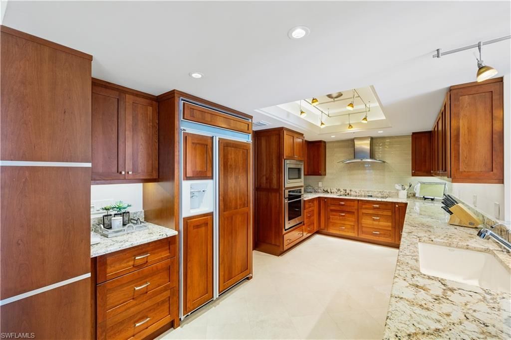 4021 Gulf Shore Blvd N, Unit 1804, Naples, FL 34103 Photo