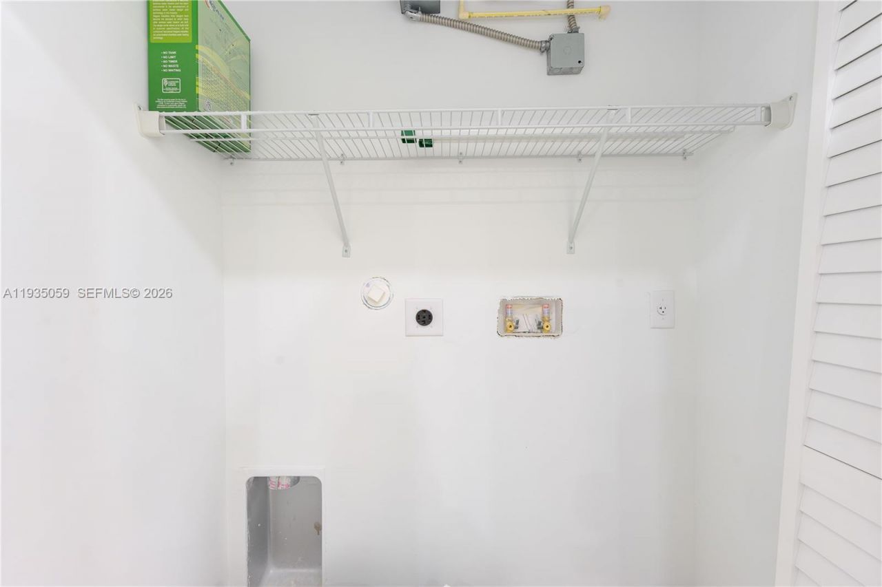 1864 NW 91st St, Unit 1864, Miami, FL 33147 Photo