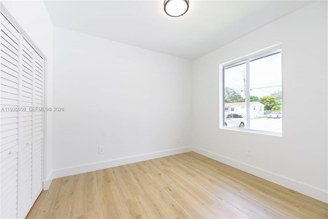 1864 NW 91st St, Unit 1864, Miami, FL 33147 Photo