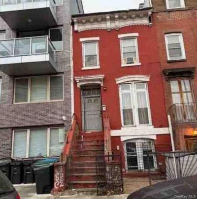 163 Lexington Avenue, Brooklyn, NY 11216 Main Photo