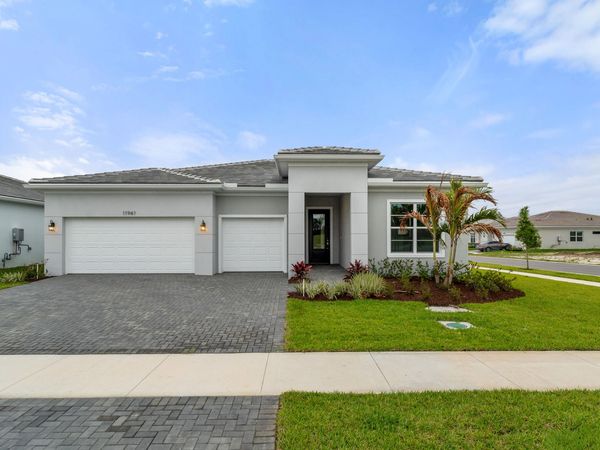 11961 SW Pantone Street, Port St. Lucie, FL 34987