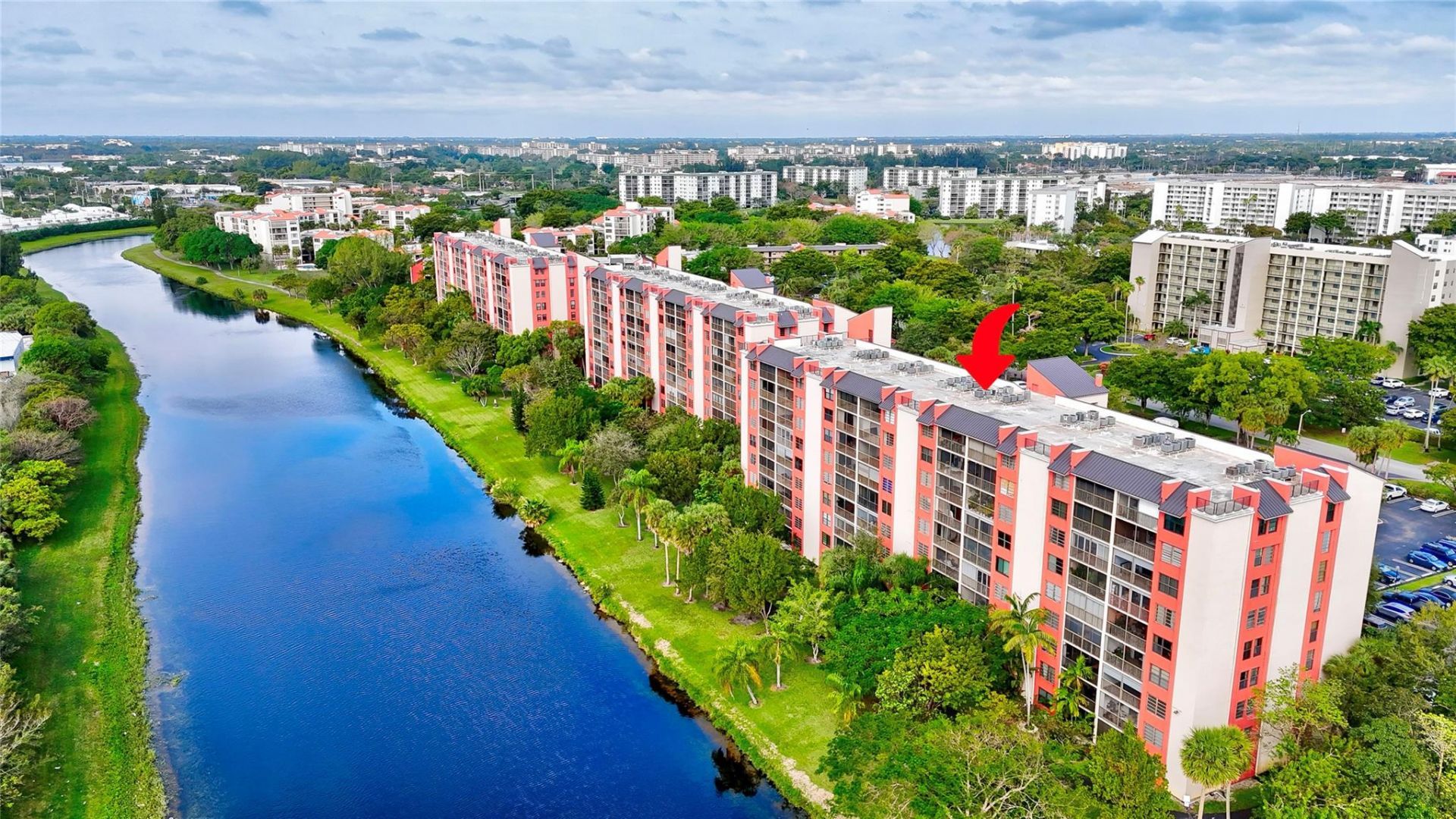 2200 S Cypress Bend Drive, Unit 702, Pompano Beach, FL 33069 Photo