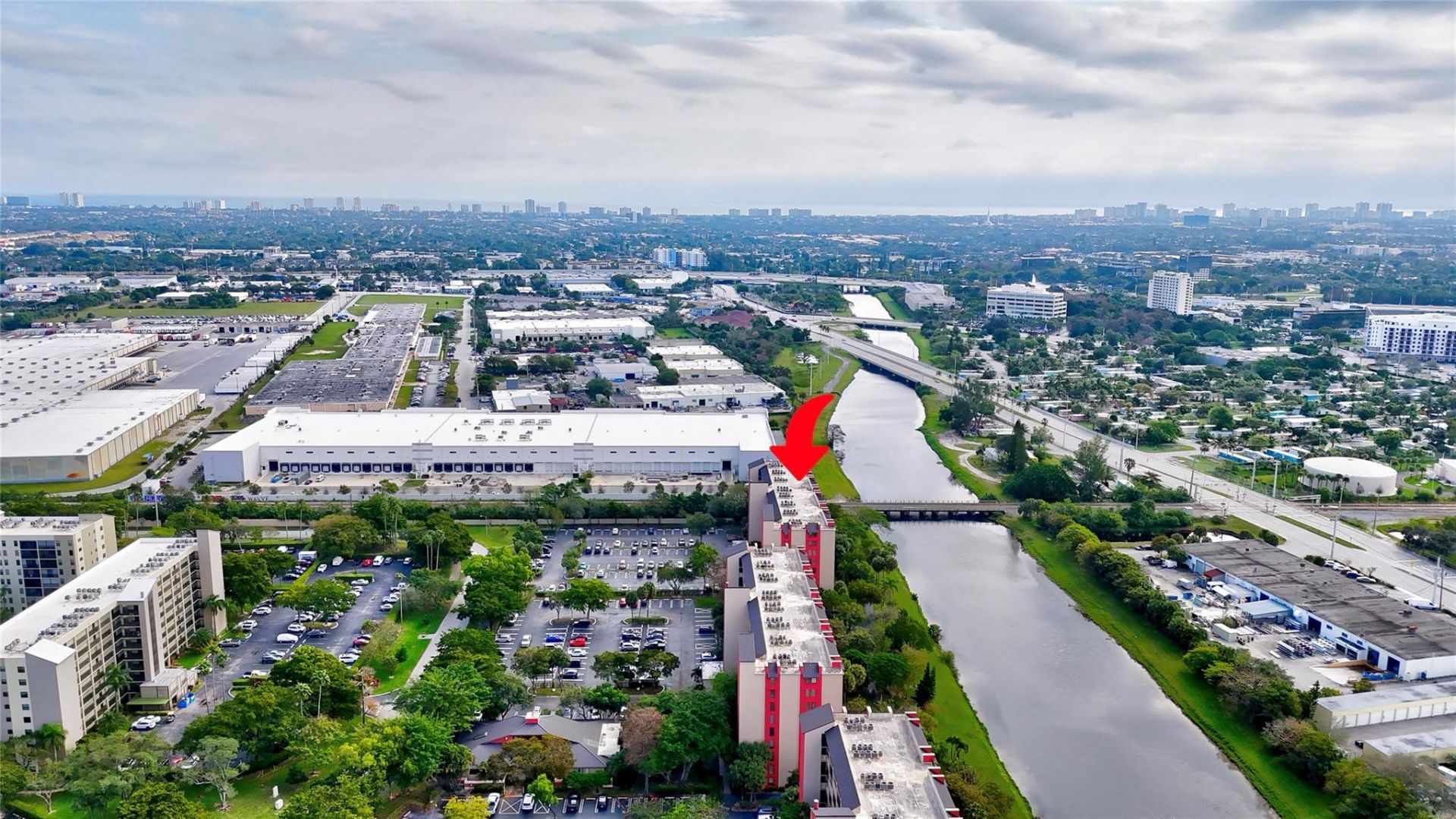 2200 S Cypress Bend Drive, Unit 702, Pompano Beach, FL 33069 Photo