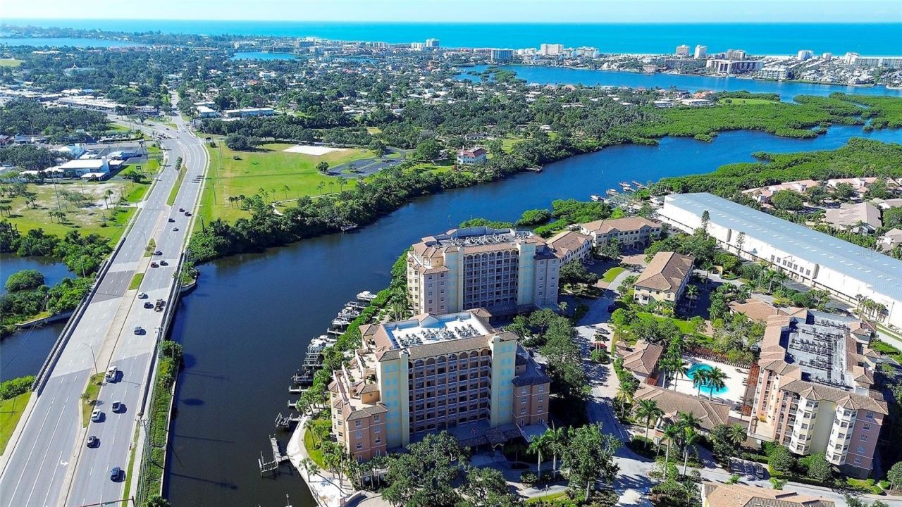 1921 Monte Carlo Drive, Unit 603, Sarasota, FL 34231 Photo
