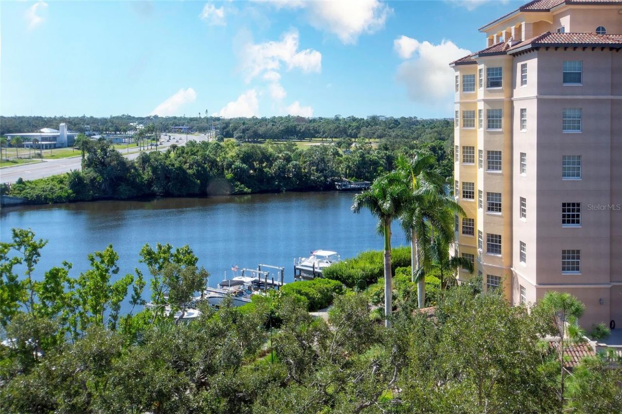 1921 Monte Carlo Drive, Unit 603, Sarasota, FL 34231 Photo