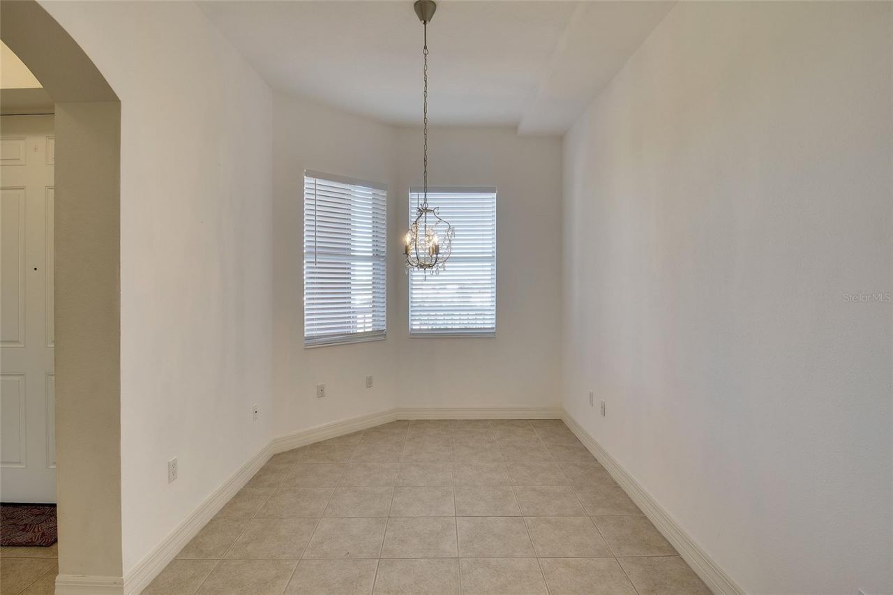 1921 Monte Carlo Drive, Unit 603, Sarasota, FL 34231 Photo