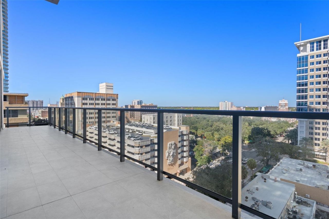 275 1st Avenue S, Unit 1001, Saint Petersburg, FL 33701 Photo