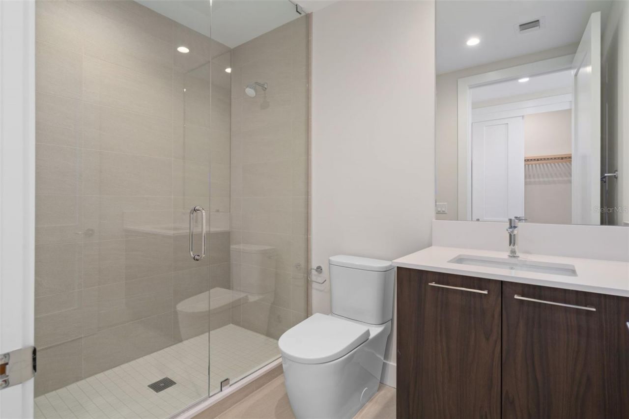 275 1st Avenue S, Unit 1001, Saint Petersburg, FL 33701 Photo