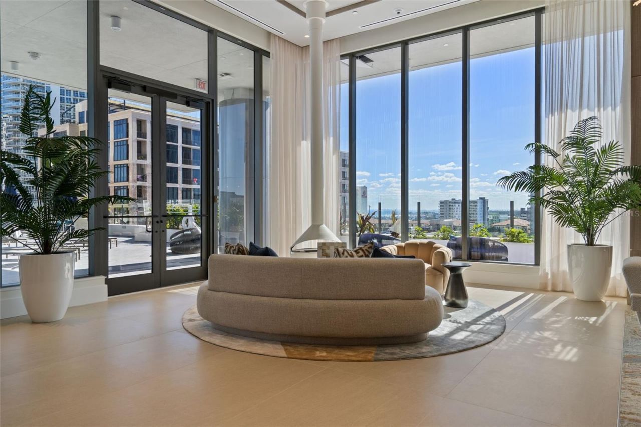 275 1st Avenue S, Unit 1001, Saint Petersburg, FL 33701 Photo