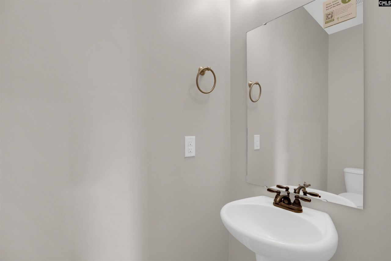 324 Emanuel Creek Drive Photo 13