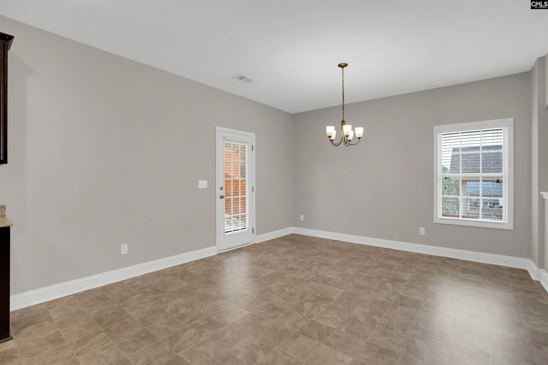 324 Emanuel Creek Drive Photo 7