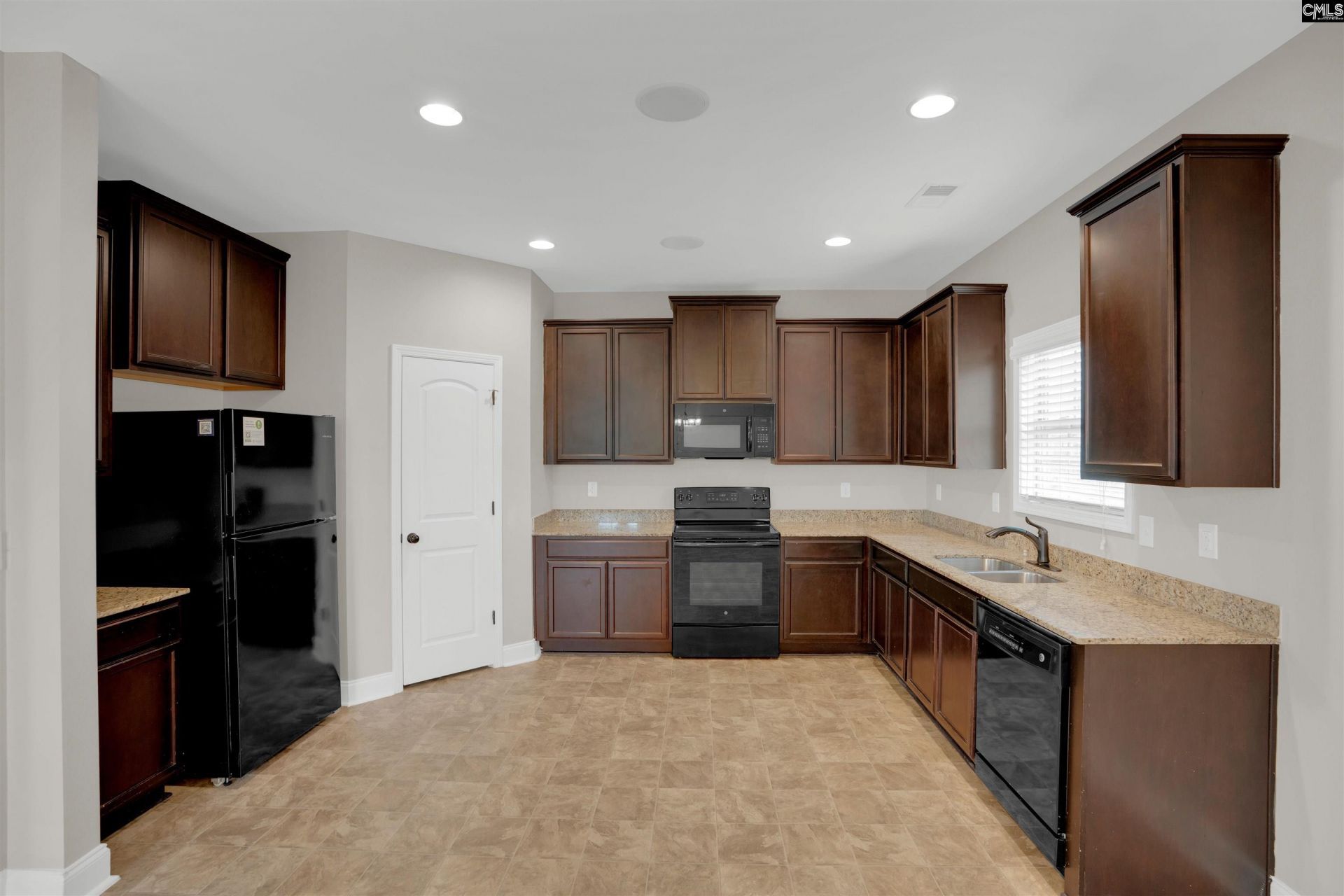 324 Emanuel Creek Drive Photo 8