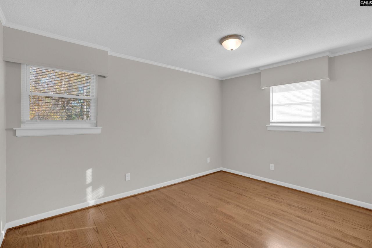 15 Mosswood Road  Photo 13