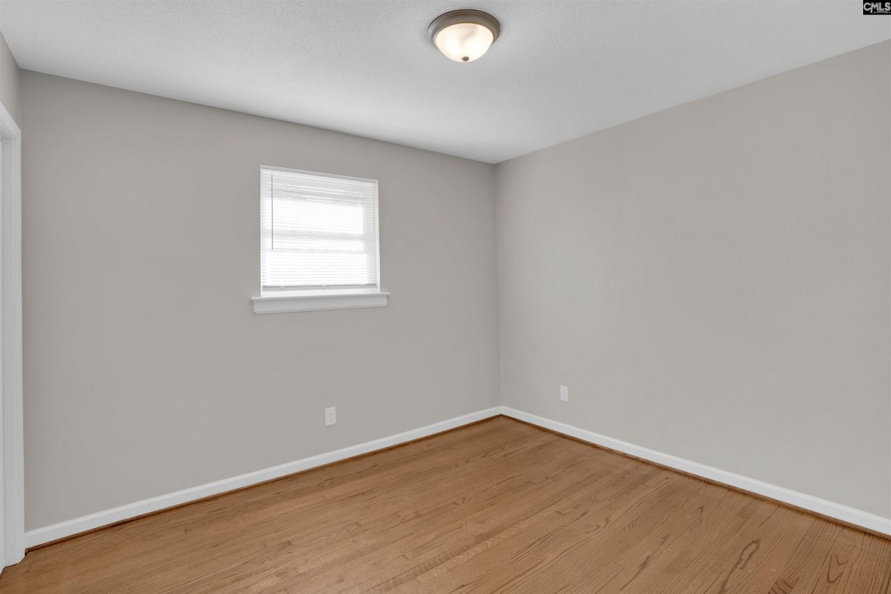 15 Mosswood Road  Photo 17