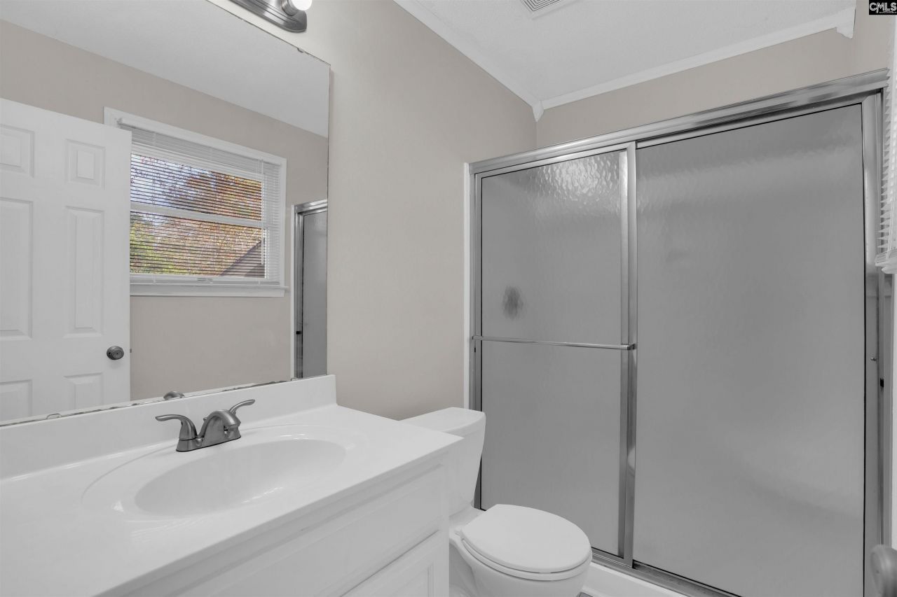 15 Mosswood Road  Photo 22