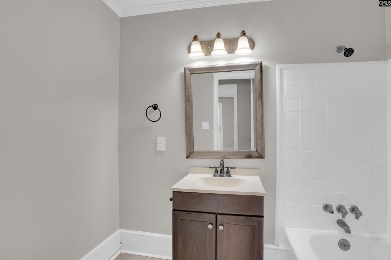 15 Mosswood Road  Photo 28