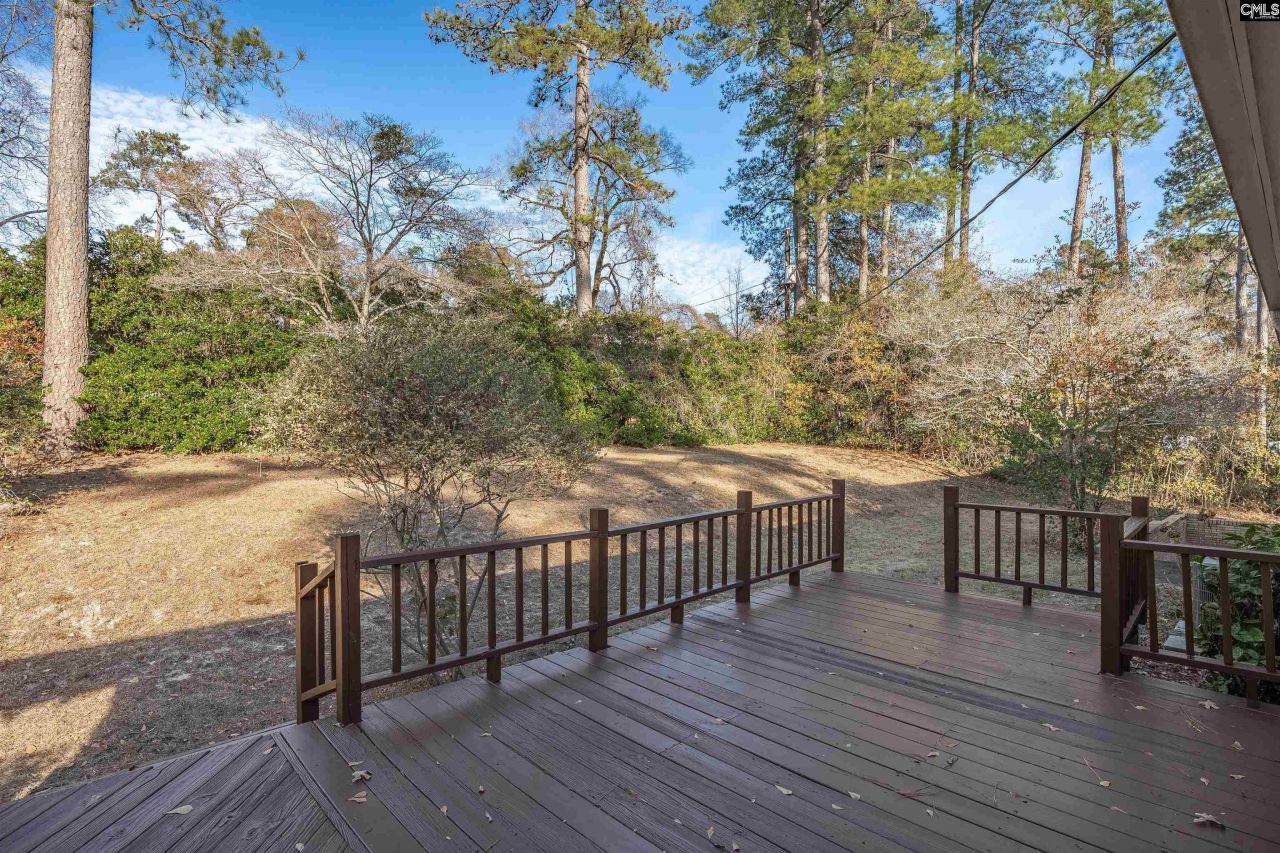 15 Mosswood Road  Photo 34