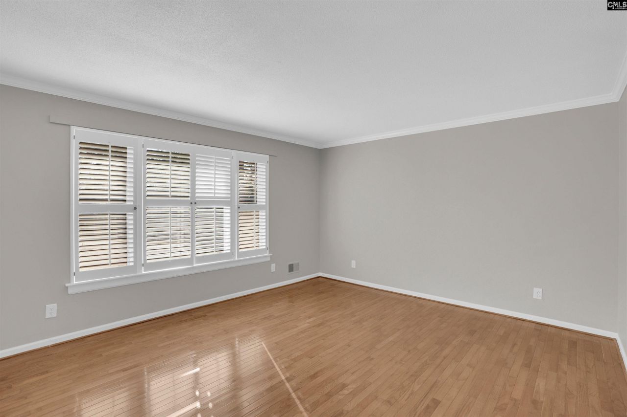 15 Mosswood Road  Photo 5