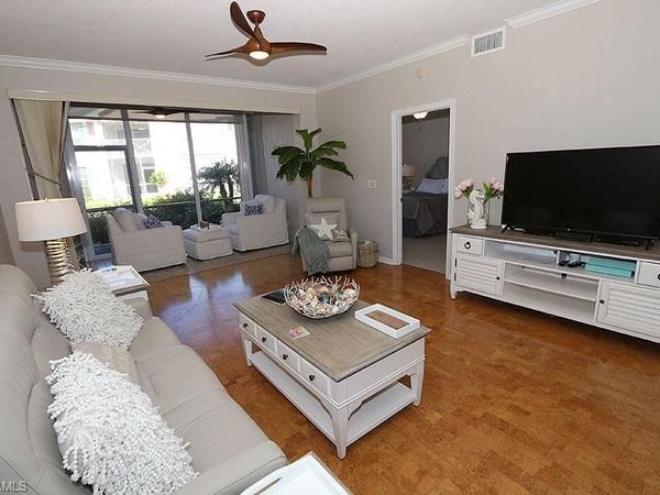 7058 Barrington CIR, Unit 102, NAPLES, FL 34108