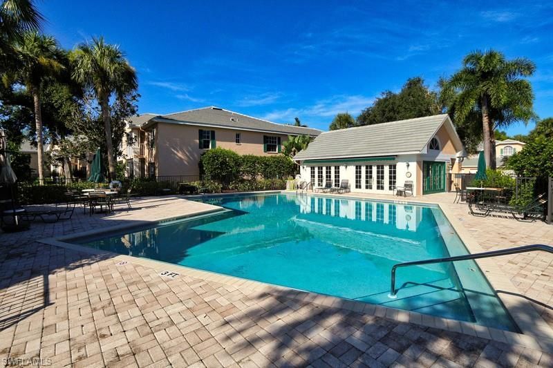 7058 Barrington Cir, Unit 102, Naples, FL 34108 Photo