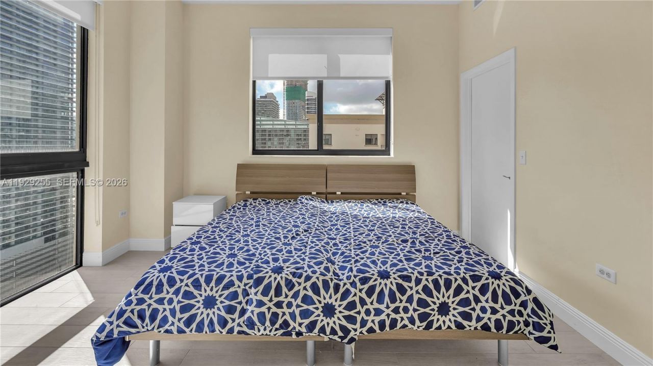 999 SW 1st Ave, Unit UPH12, Miami, FL 33130 Photo