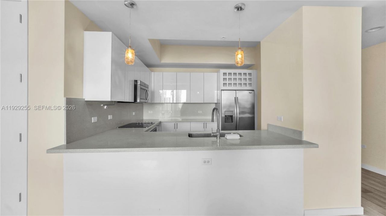 999 SW 1st Ave, Unit UPH12, Miami, FL 33130 Photo
