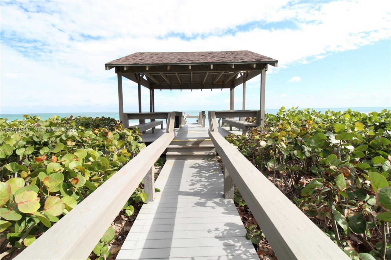 7370 S Ocean Dr, Unit 715, Jensen Beach, FL 34957 Photo