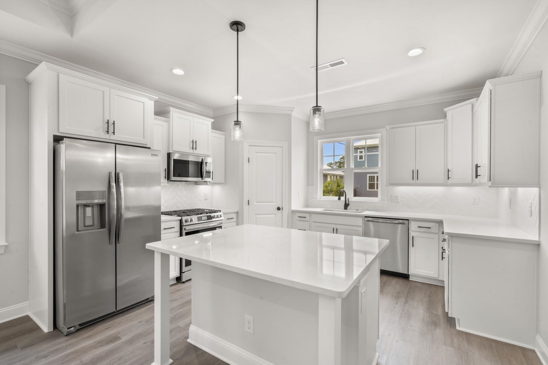 73 Seapine Dr. Photo 5