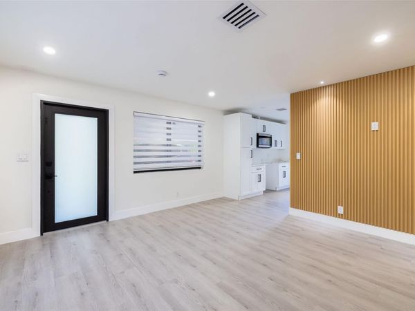 1341 SE 10th Ave, Fort Lauderdale, FL 33316