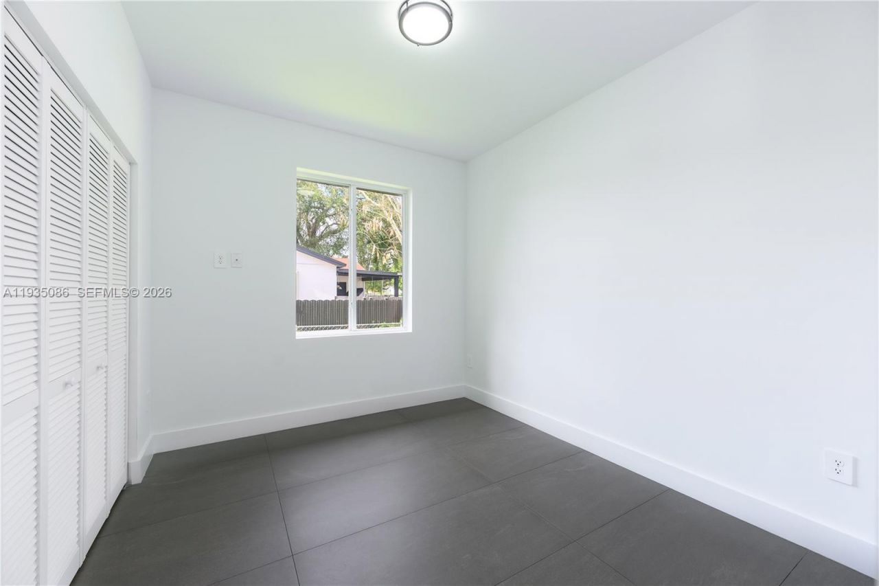 1866 NW 91st St, Unit 1866, Miami, FL 33147 Photo