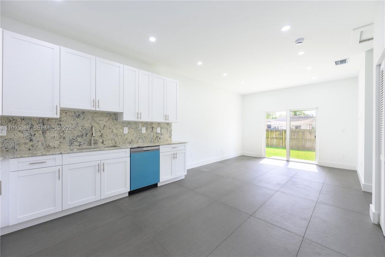 1866 NW 91st St, Unit 1866, Miami, FL 33147 Photo